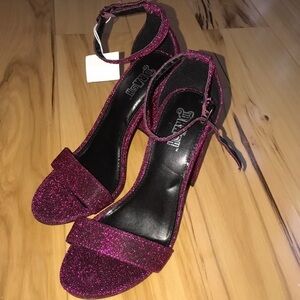 Pink and black sparkle heels. NWT